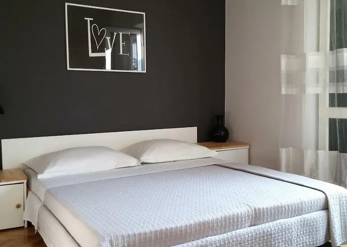 For Two 게스트하우스 투체피